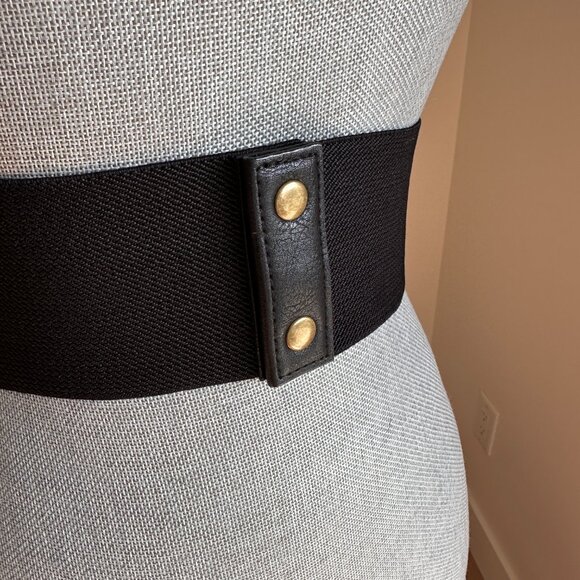 Women's NWT Stretchy Studded/Cut-out Belt sz S-M - Black - Picture 4 of 11